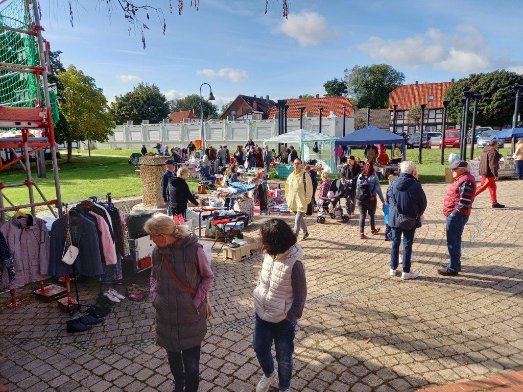Flohmarkt in Schladen (Archivbild)